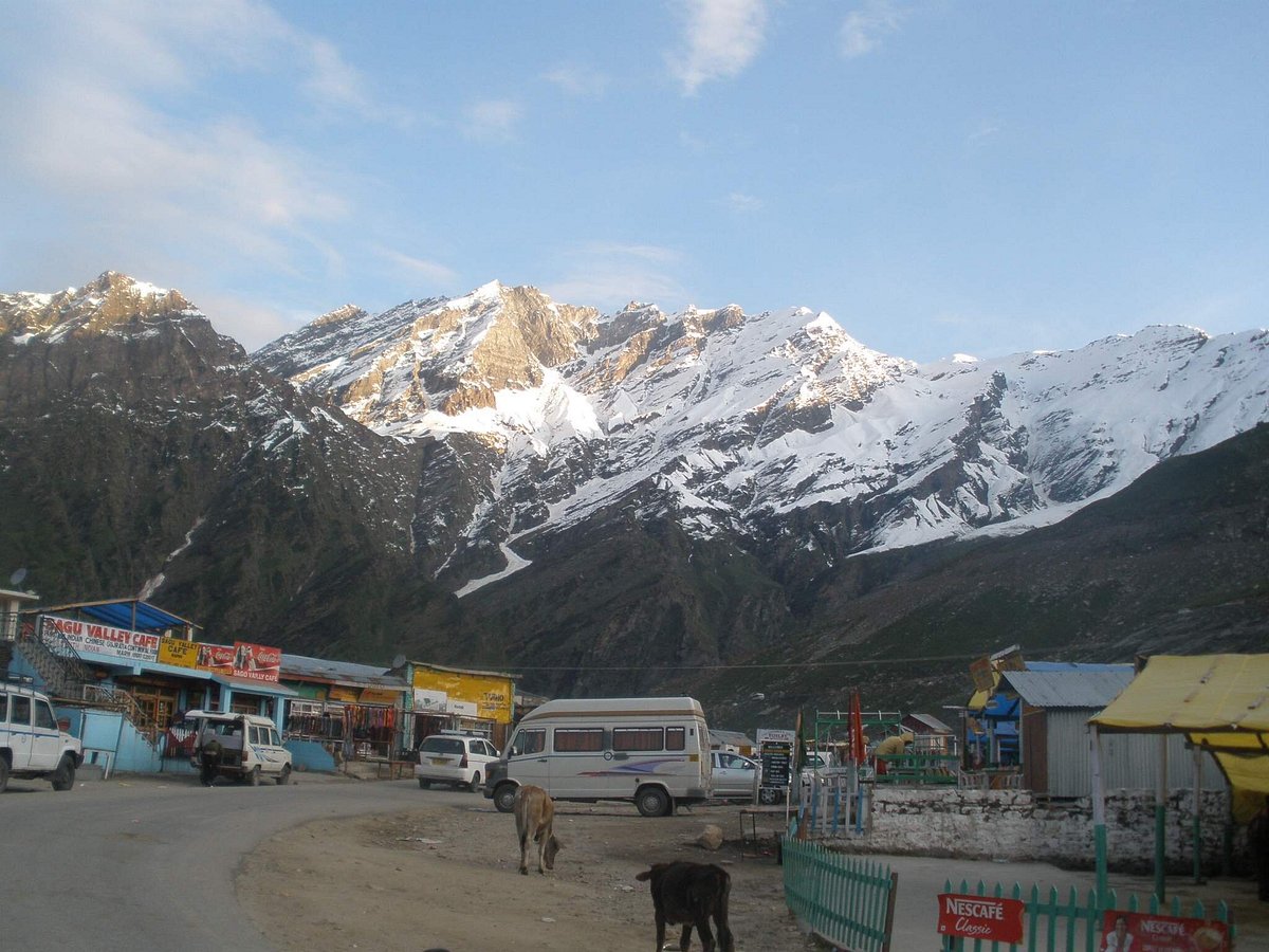 Day 4:- Manali- Rohtang Pass- Solang Valley